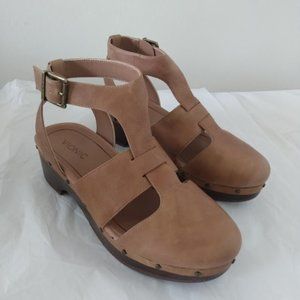 Vionic Day Faye Clog